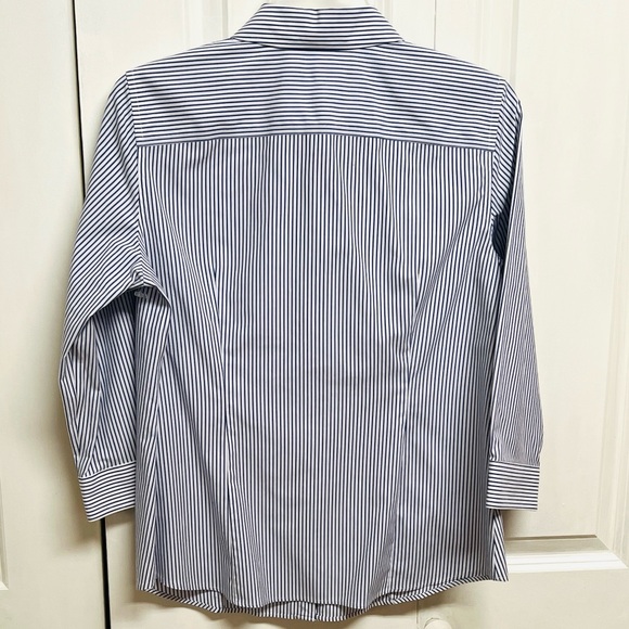 Talbots White and Blue Striped Fitted Mid Sleeve Top Size 10P - Picture 5 of 7
